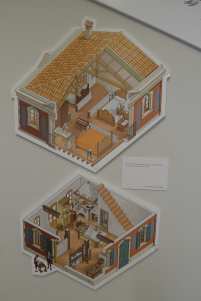 Dibuixos de com era l'interior de la casa.