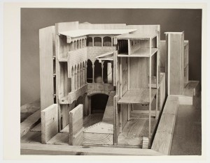 Maqueta del palau Berenguer d’Aguilar, s/f – Fons documental del Museu Picasso, Barcelona. Fotògraf desconegut 