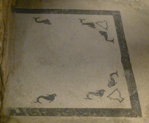 Mosaic al labrum o brollador d'aigua.