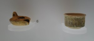 Lluerna i vas corinti del segle II-III dC.