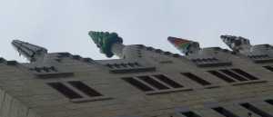 Xemeneies vistes des del carrer.