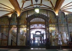 Porta d'accés al foyer.