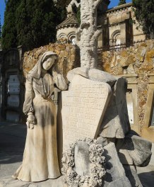 Panteó Adela Domènech.