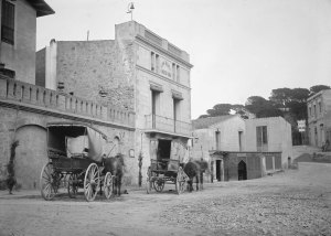 Pla%C3%A7a+de+Vallvidrera%2C%2Cc.1900.+AFB.+J