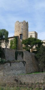 Torre del castell  de Ribes.