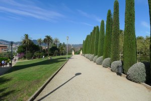 L'avinguda principal del parc.