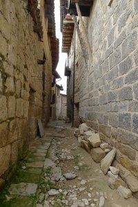 Un dels carrers transversals.