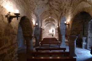 Nau central de l'església.