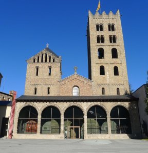 Façana del monestir.