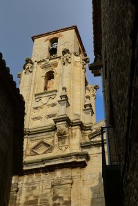 Torre-campanar de l'església.