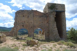 Restes de Sant Sadurní.