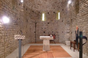 Capçalera de Sant Joan de Bedenga.