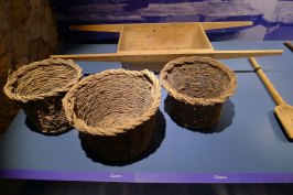 Eines: cartró i cibera.