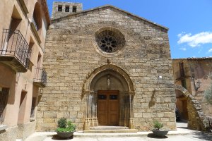 Façana de l'església.