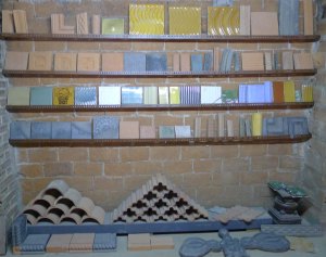 Rajoles dissenyades per Rafael Masó a Can Marcó.