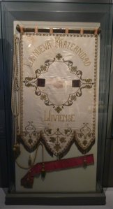 Penó de seda brodada. S. XIX-XX.