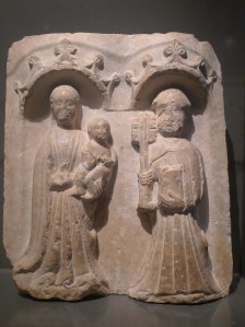 Relleu gòtic de pedra. S. XIV-XV. Base de la torre Bernat de So.