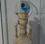 Àmfora i tap de suro de més de 2.000 anys.