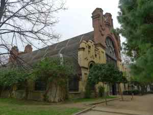 Façana d'entrada de l'Umbracle.