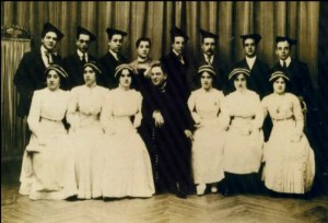 Dansaires amb Aureli Capmany. 1910.