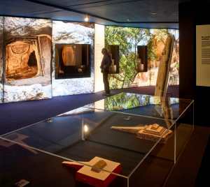 Vista de l'exposició. MAC. Pepo Segura.