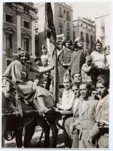 Manifestació popular per la proclamació de la República. 1932. Foto Sagarra_Torrents_AFB