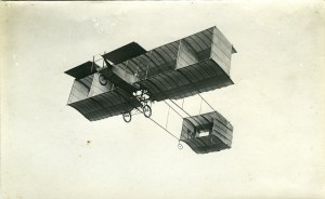 Avió biplà tipus Voisin 1910. Frederic Ballell. AFB.